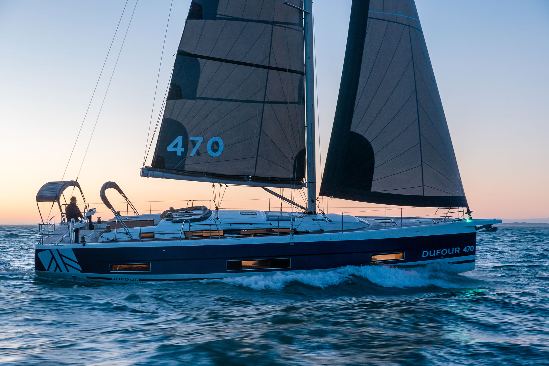 47 foot 2022 dufour 470 sailboat