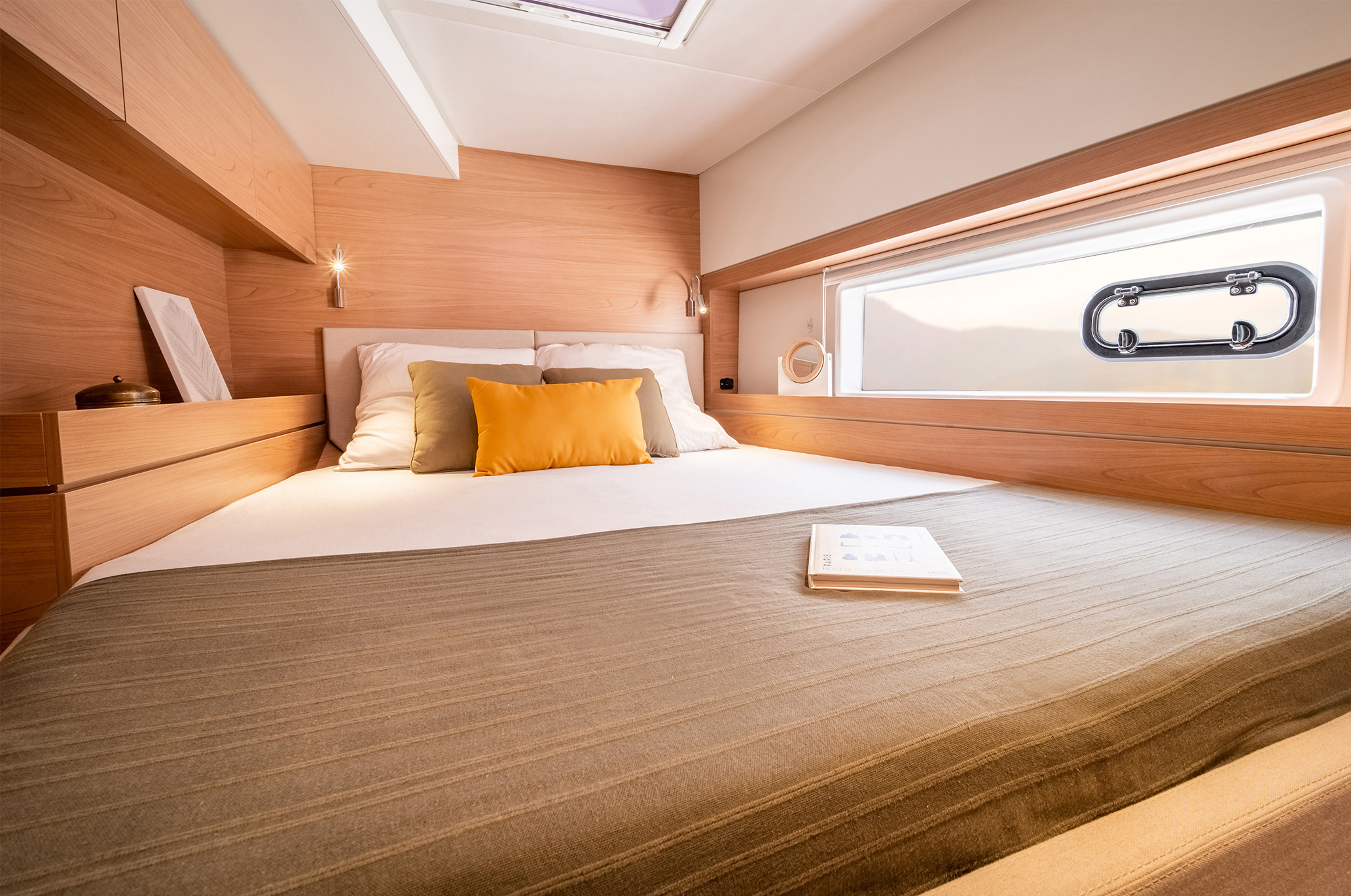 catamaran-bali-4.4-neuf-en-vente-chez-azur-boats-mediterranee-dans-le-golfe-de-saint-tropez-4