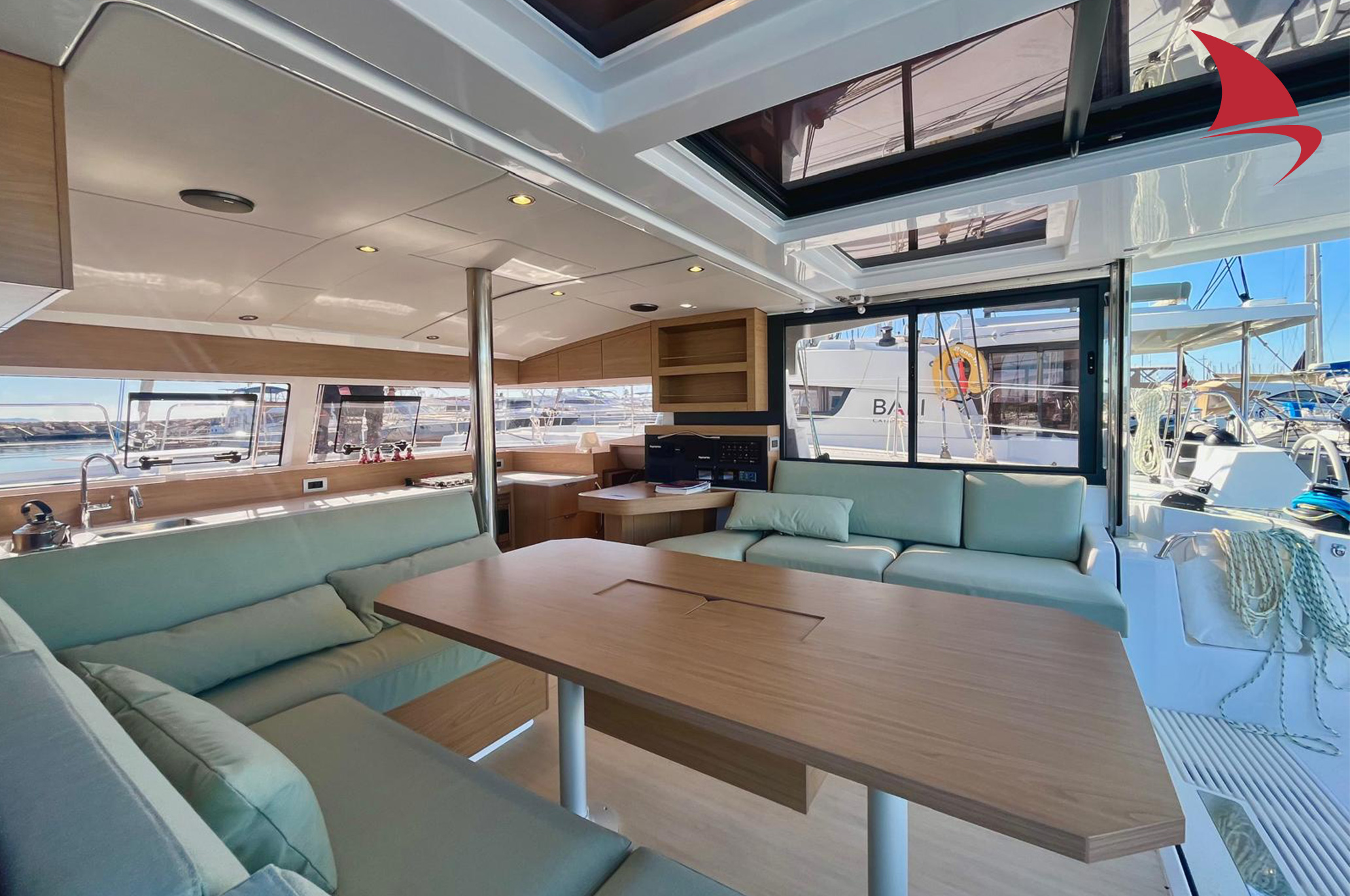 louer-un-catamaran-bali-catmsart-dans-le-golfe-de-saint-tropez-3