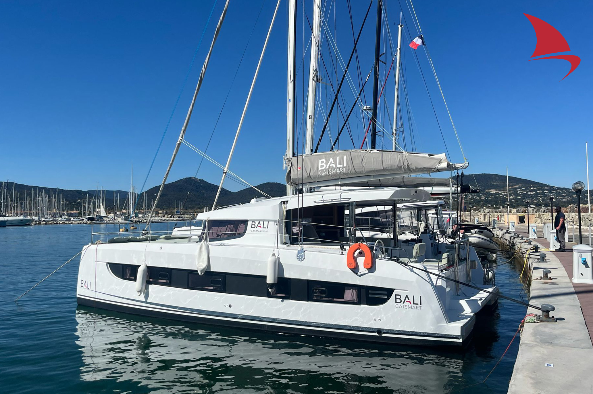 louer-un-catamaran-bali-catmsart-dans-le-golfe-de-saint-tropez